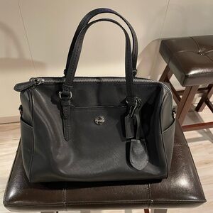 New Coach black handbag crossbody strap